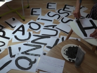 <p>TU N'ES PAS SEULE</p>